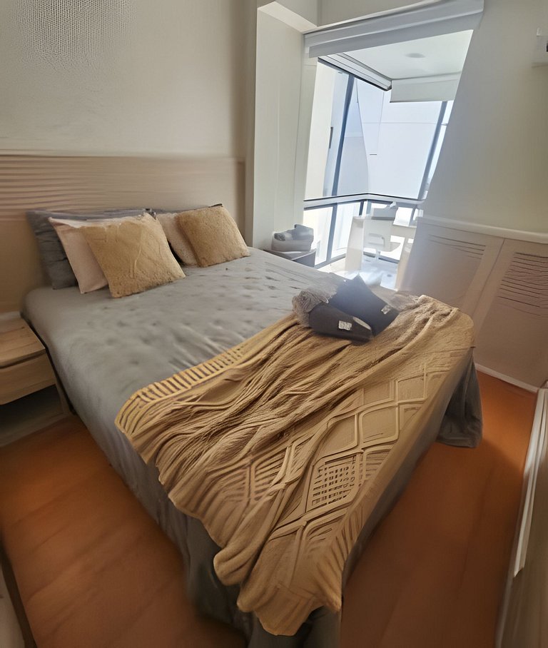 2 Quartos + Varanda + Vaga | Posto 4,Copacabana