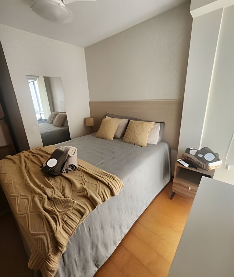 2 Quartos + Varanda + Vaga | Posto 4,Copacabana