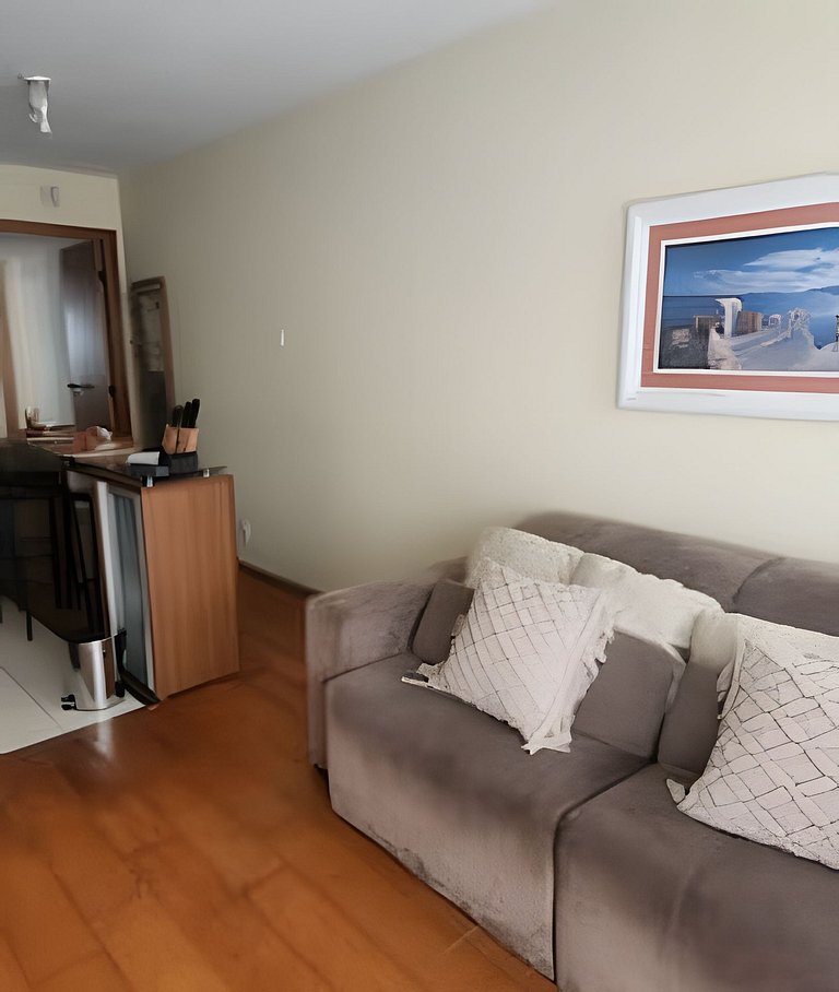 2 Quartos + Varanda + Vaga | Posto 4,Copacabana