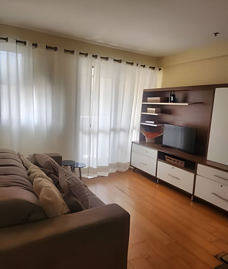 2 Quartos + Varanda + Vaga | Posto 4,Copacabana