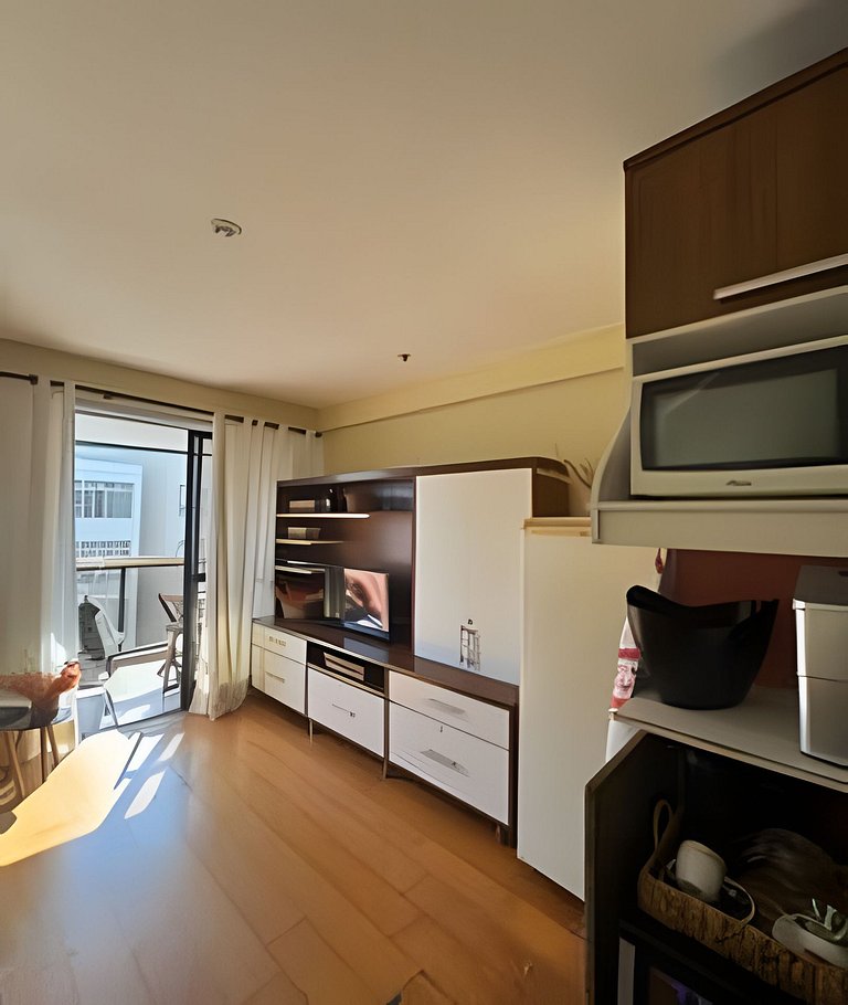 2 Quartos + Varanda + Vaga | Posto 4,Copacabana