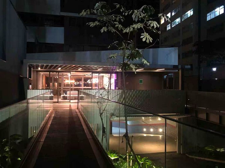 Studio em São Paulo com Piscina na Oscar Freire