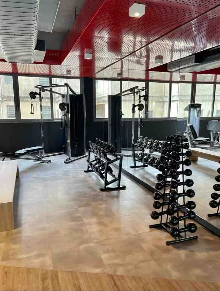 Studio em São Paulo com Piscina na Oscar Freire