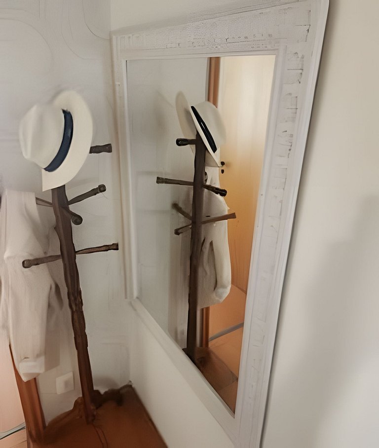 2 Quartos + Varanda + Vaga | Posto 4,Copacabana