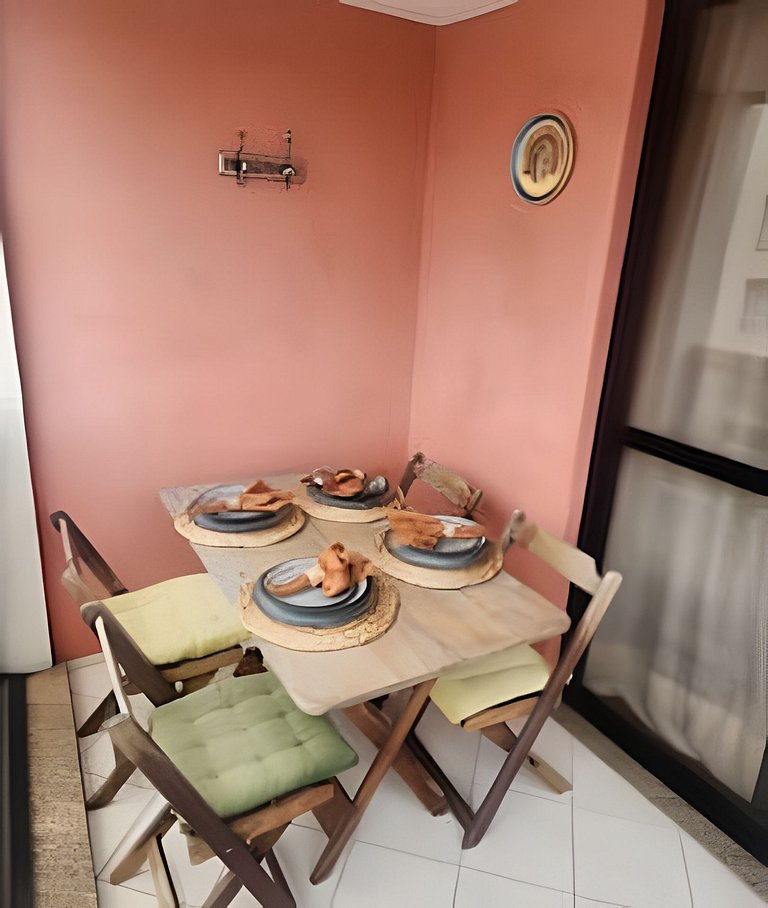 2 Quartos + Varanda + Vaga | Posto 4,Copacabana