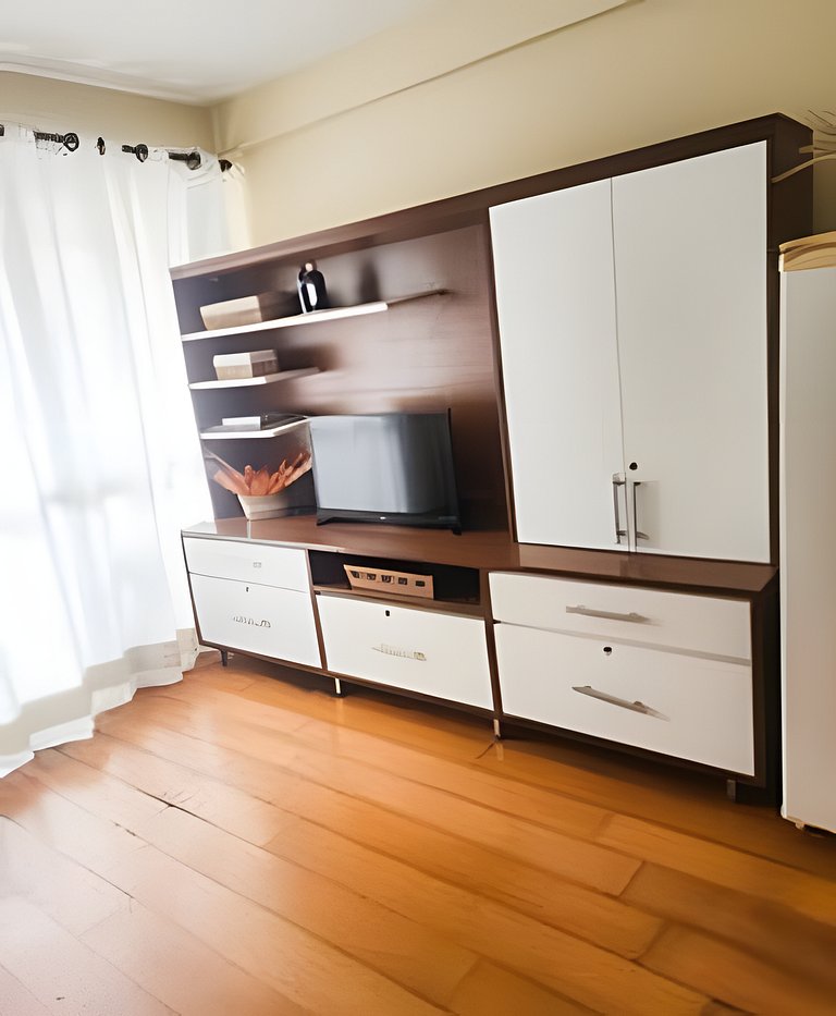 2 Quartos + Varanda + Vaga | Posto 4,Copacabana