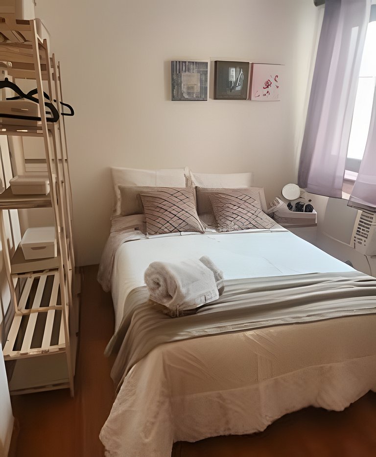 2 Quartos + Varanda + Vaga | Posto 4,Copacabana