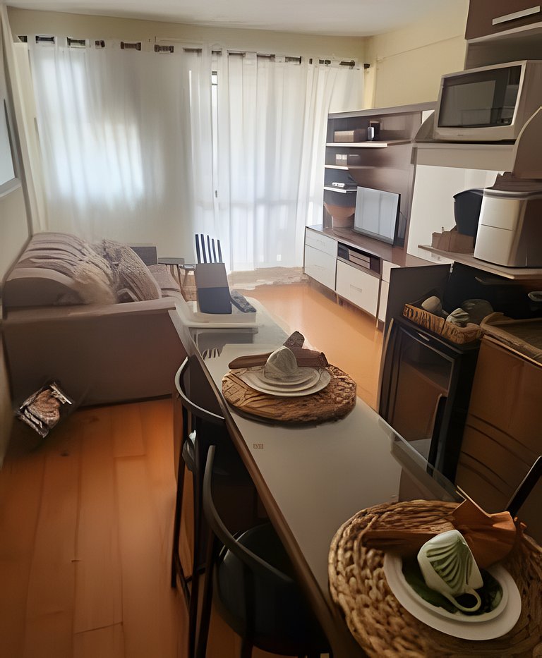 2 Quartos + Varanda + Vaga | Posto 4,Copacabana